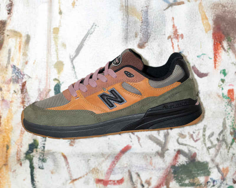 new balance numeric "NM933LOTD" Available in Store on December 20th (Sat)
