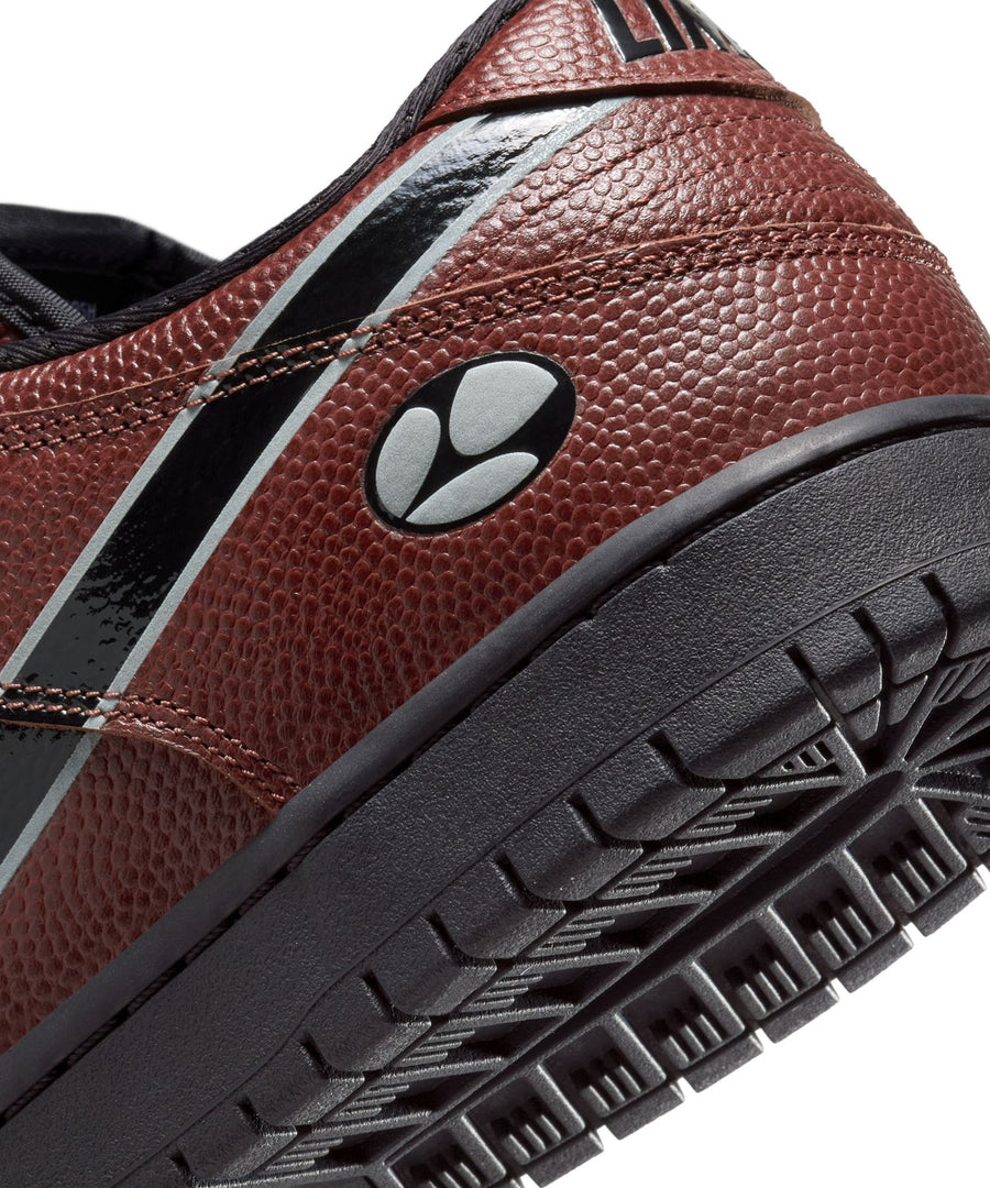 NIKE SB - DUNK LOW PRO QS "Limosine Skateboards"