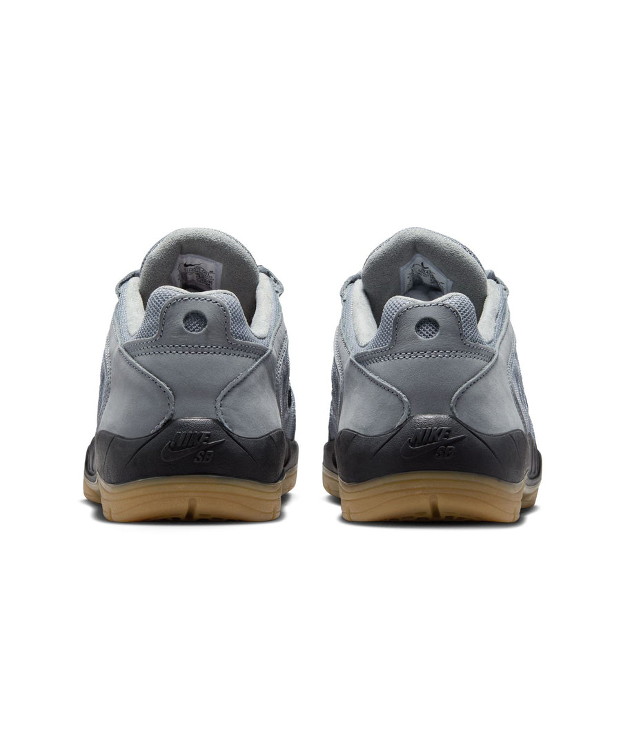 NIKE SB - VERTEBRAE ISO