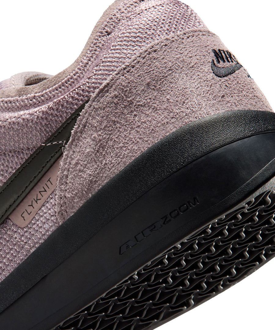 NIKE SB - PS8