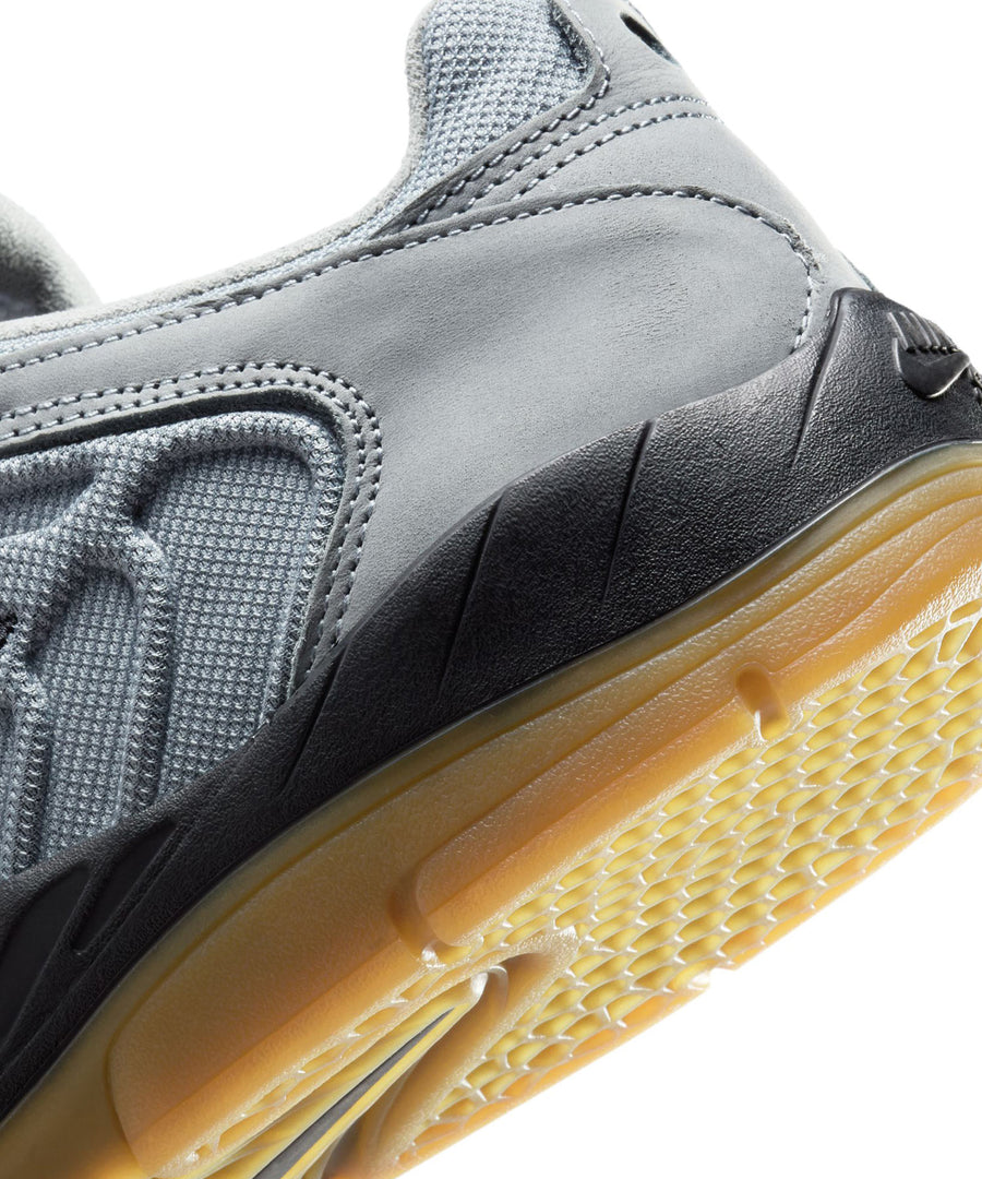 NIKE SB - VERTEBRAE ISO