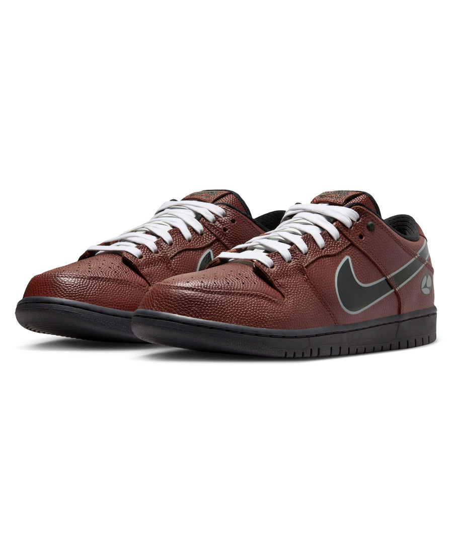 NIKE SB - DUNK LOW PRO QS "Limosine Skateboards"