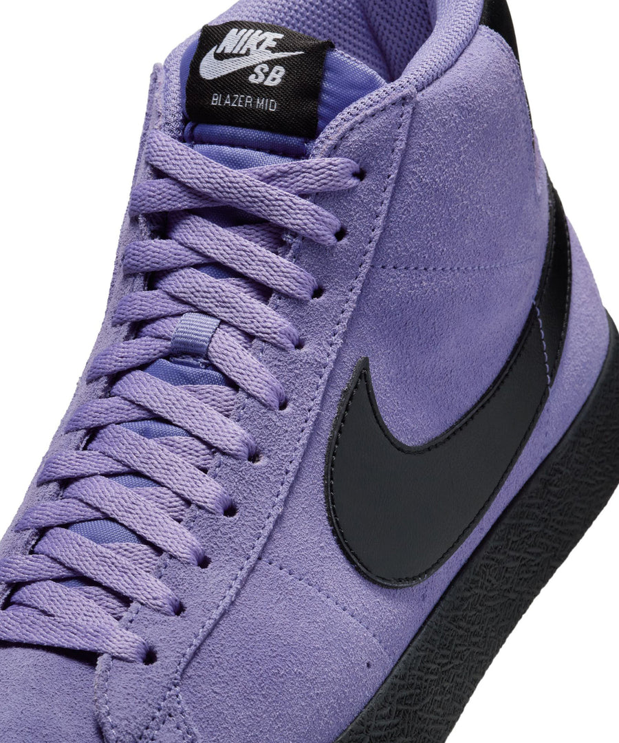 NIKE SB - ZOOM BLAZER MID