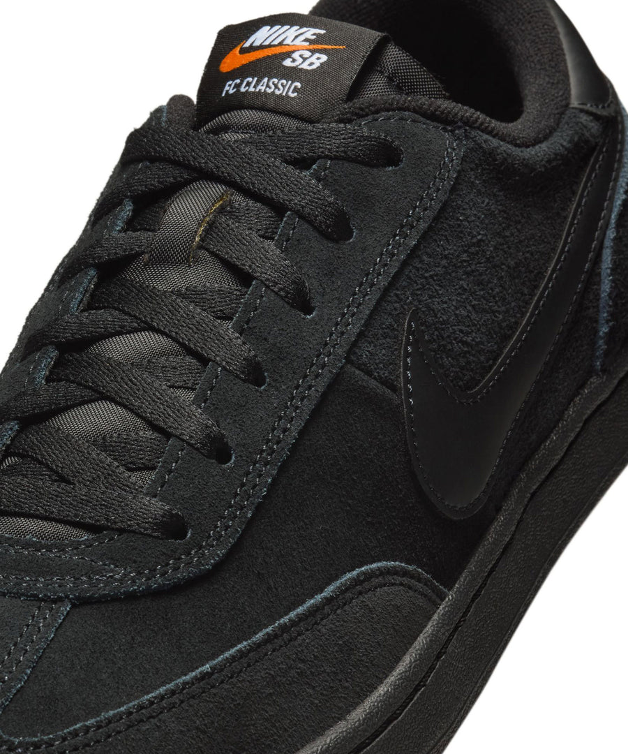 NIKE SB - FC CLASSIC