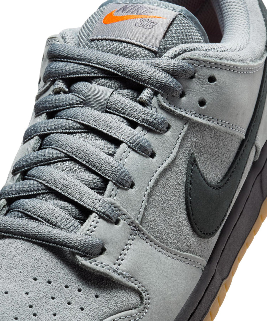 NIKE SB - DUNK LOW PRO ISO
