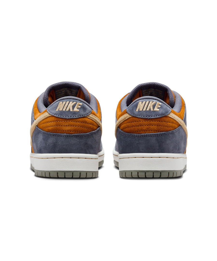 NIKE SB - NIKE SB DUNK LOW PRO