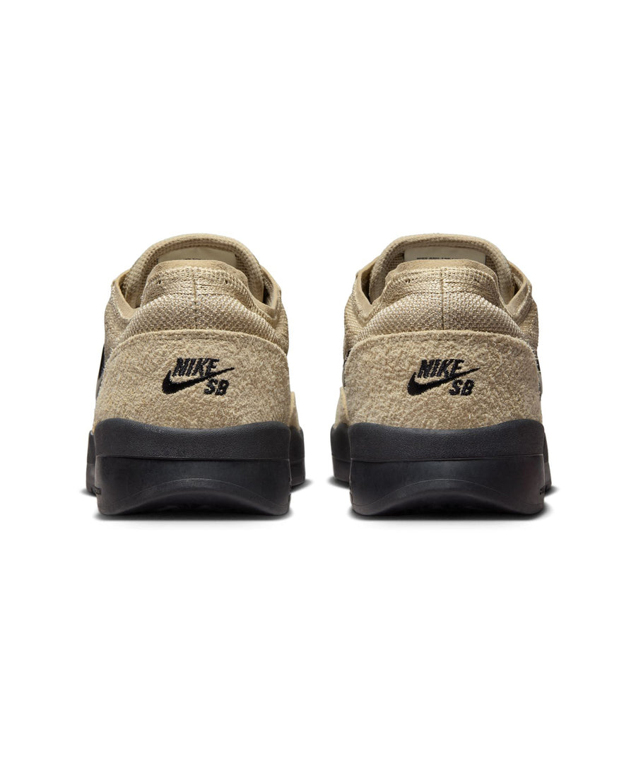NIKE SB - PS8