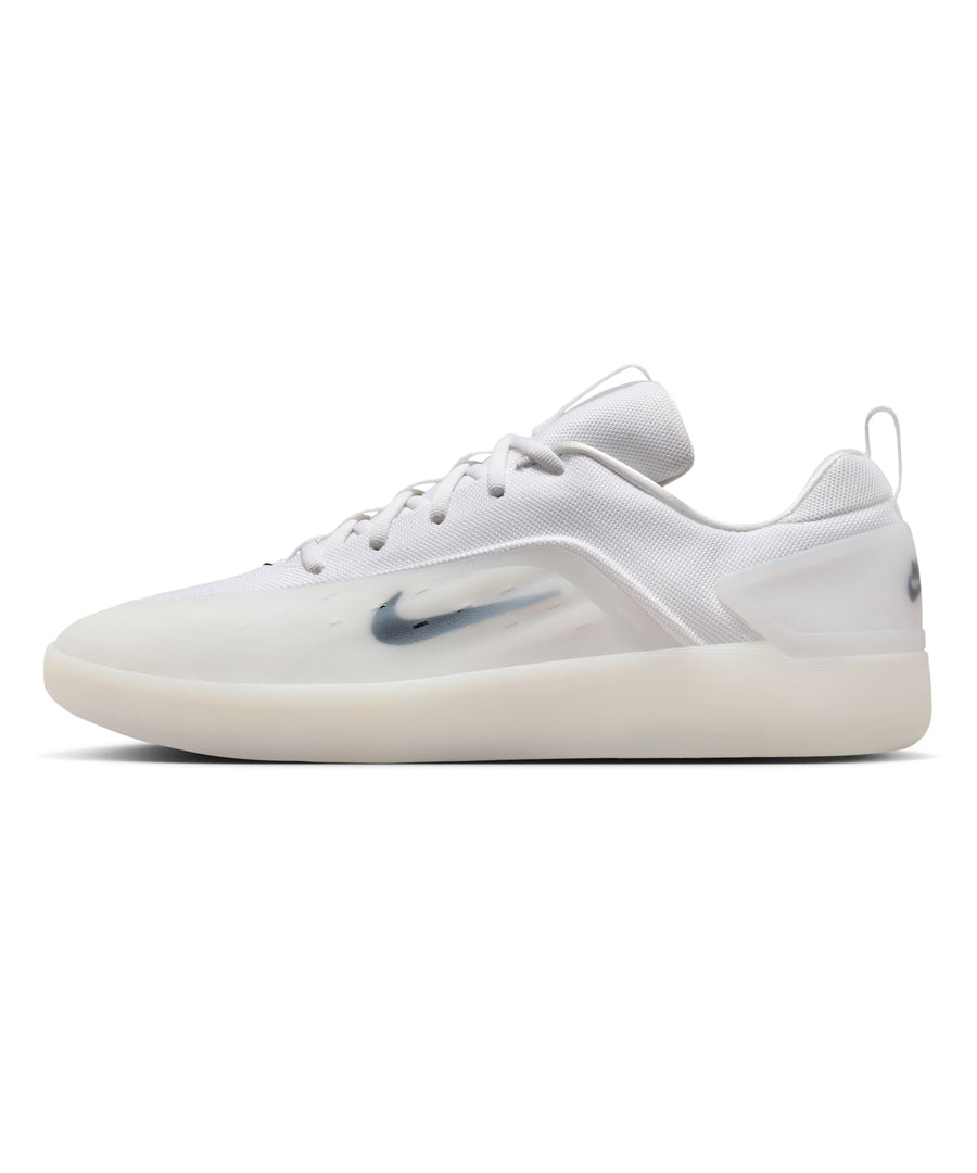 NIKE SB - ZOOM JYLAH 4