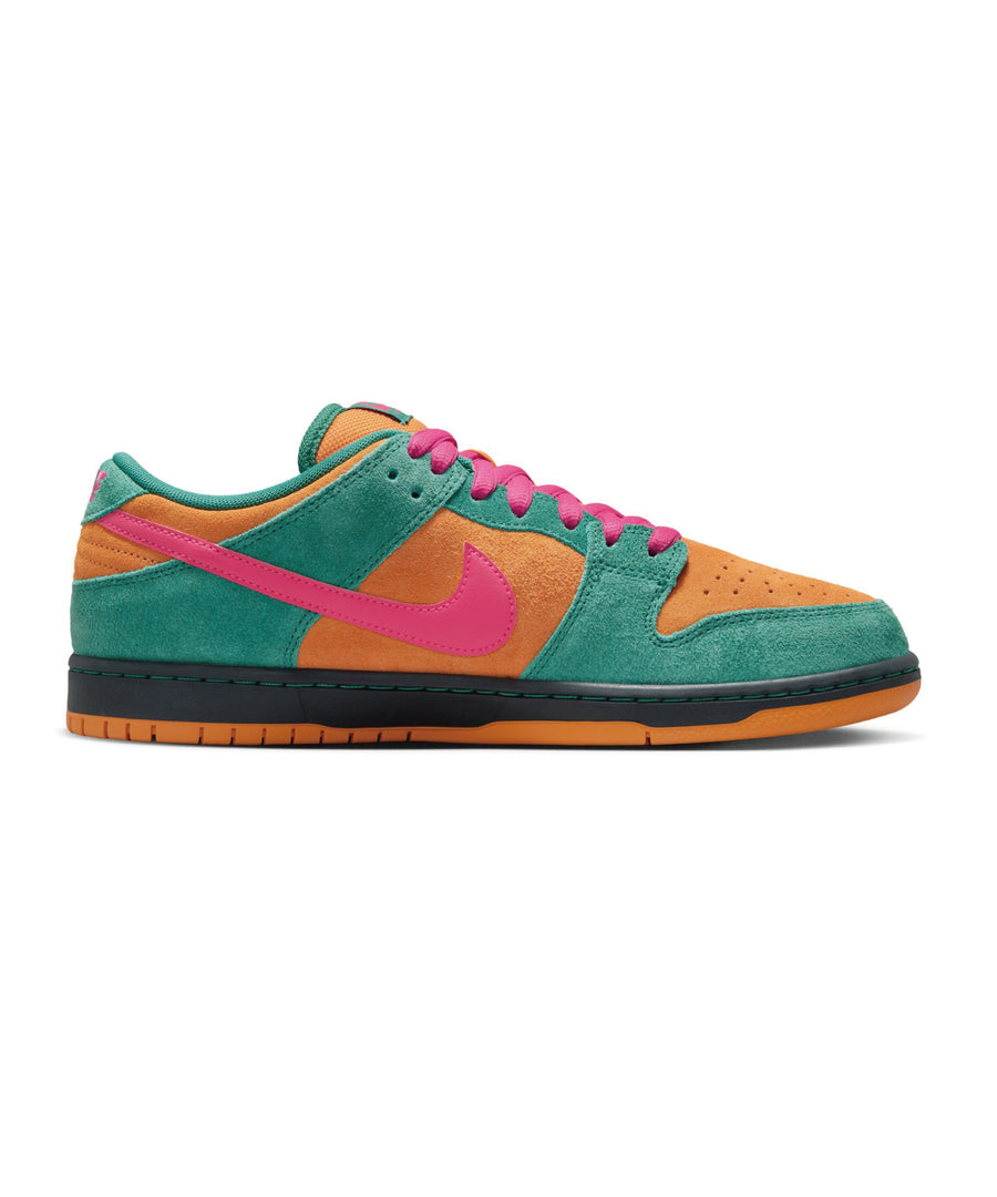 NIKE SB - NIKE SB DUNK LOW PRO