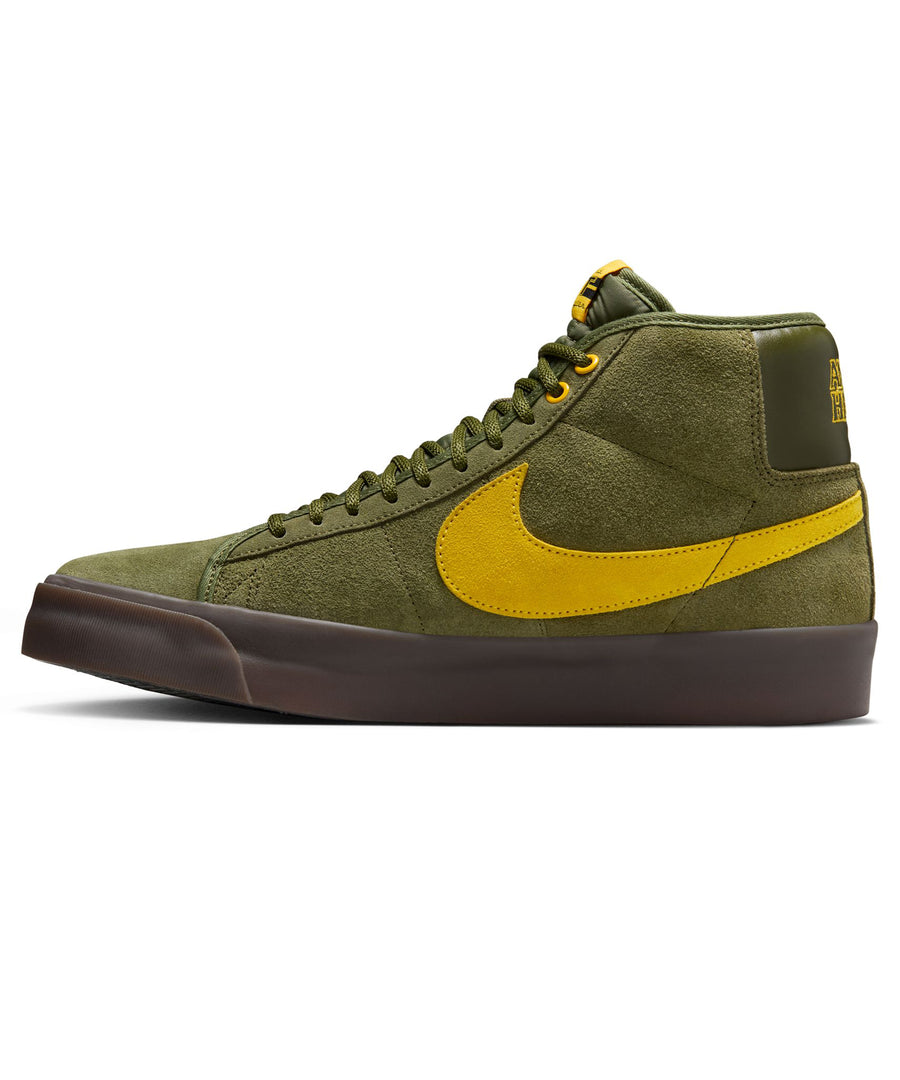 NIKE SB - ZOOM BLAZER MID QS