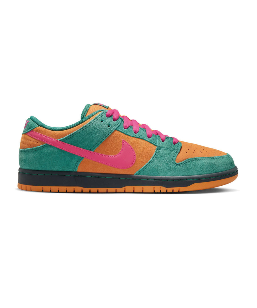 NIKE SB - NIKE SB DUNK LOW PRO