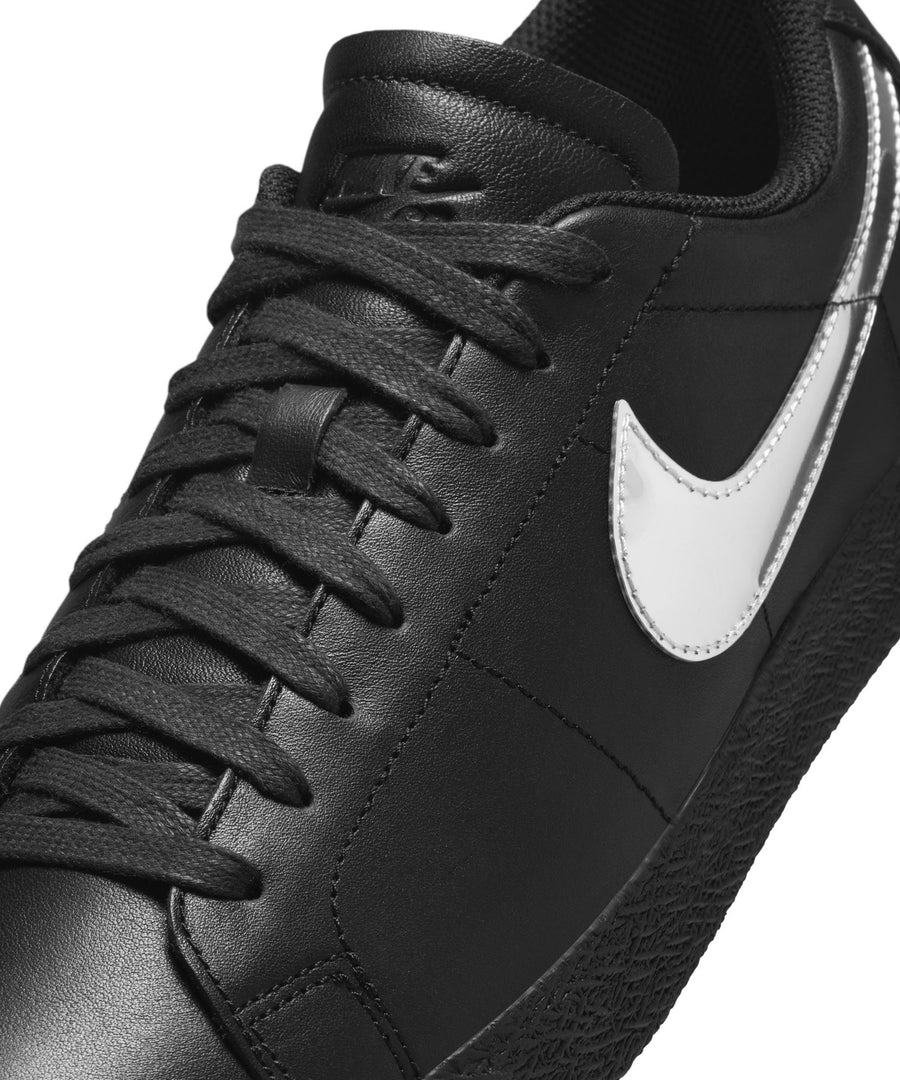 NIKE SB - NIKE SB ZOOM BLAZER LOW QS