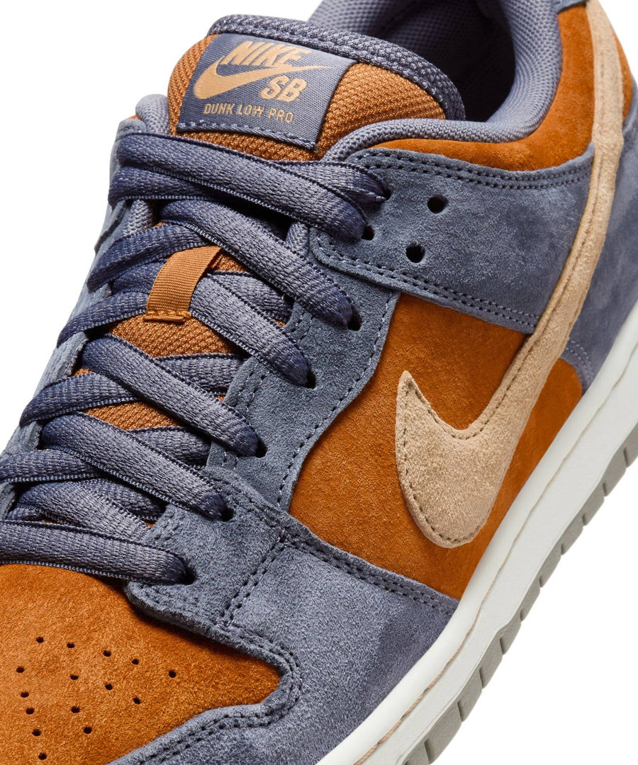 NIKE SB - NIKE SB DUNK LOW PRO