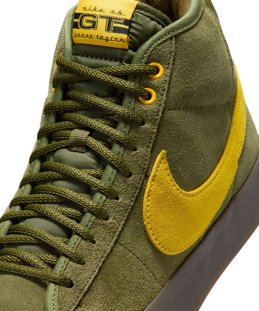 NIKE SB - ZOOM BLAZER MID QS