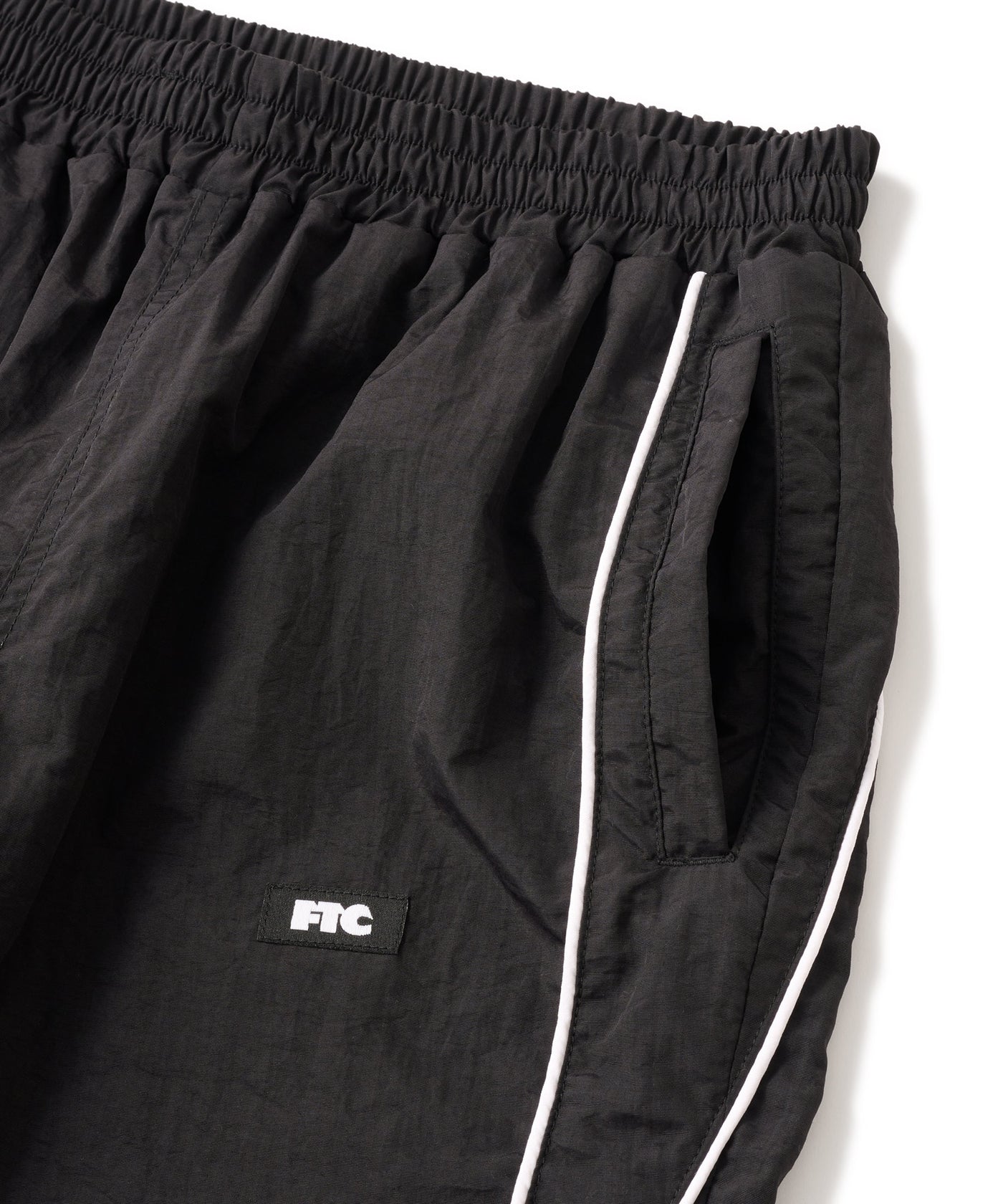FTC ナイロンパンツ Mサイズ　ブラック FTC - FTC ナイロンパンツ Mサイズ ブラックの通販 by ヨウイチ